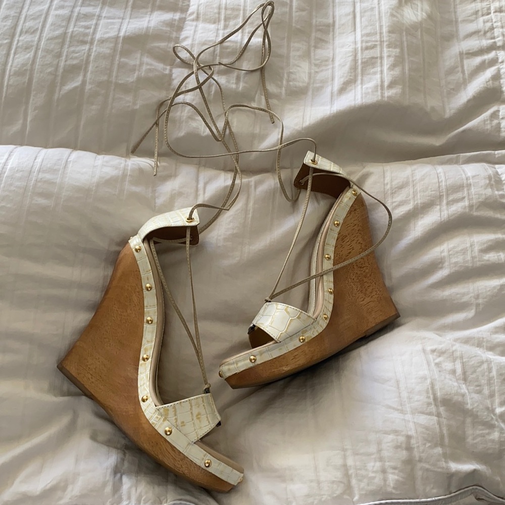 Wedges bebe